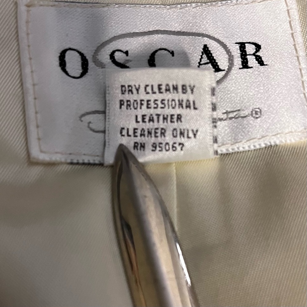 Vintage Oscar de la Renta Leather Jacket - Picture 11 of 11